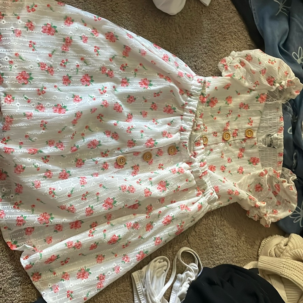 Floral set,pretty.